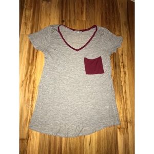 T-shirt with front pocket